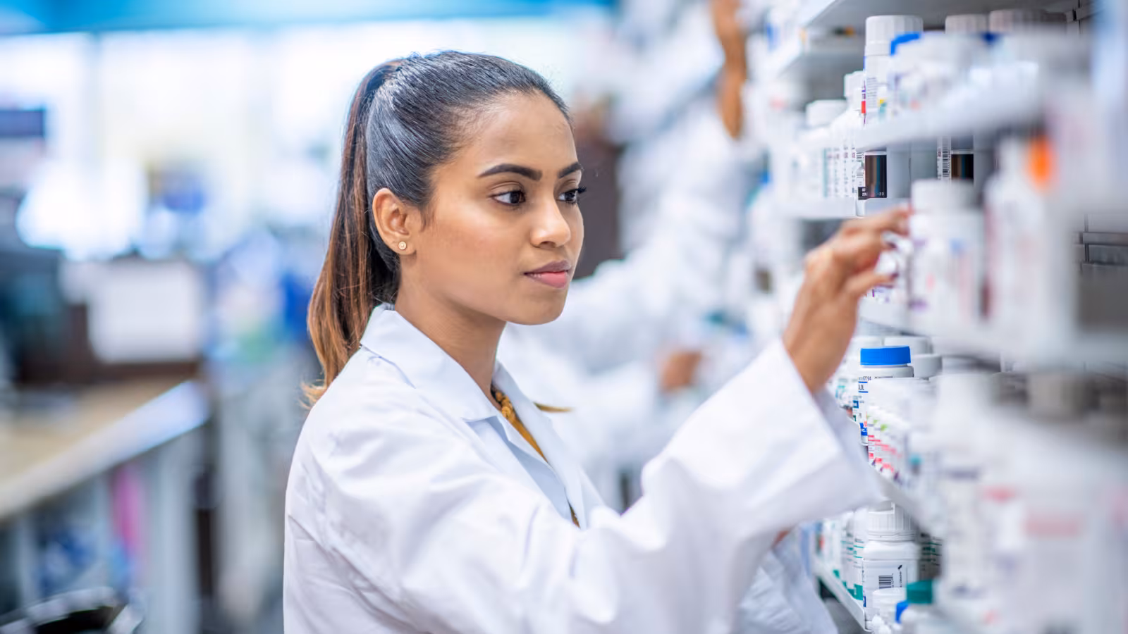 How Compounding Pharmacies Make Custom Medications